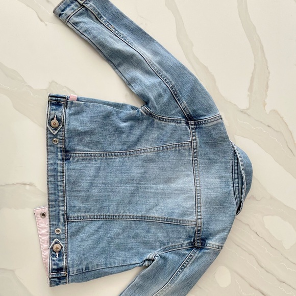 Gap Light Wash Jean Jacket - Picture 6 of 6